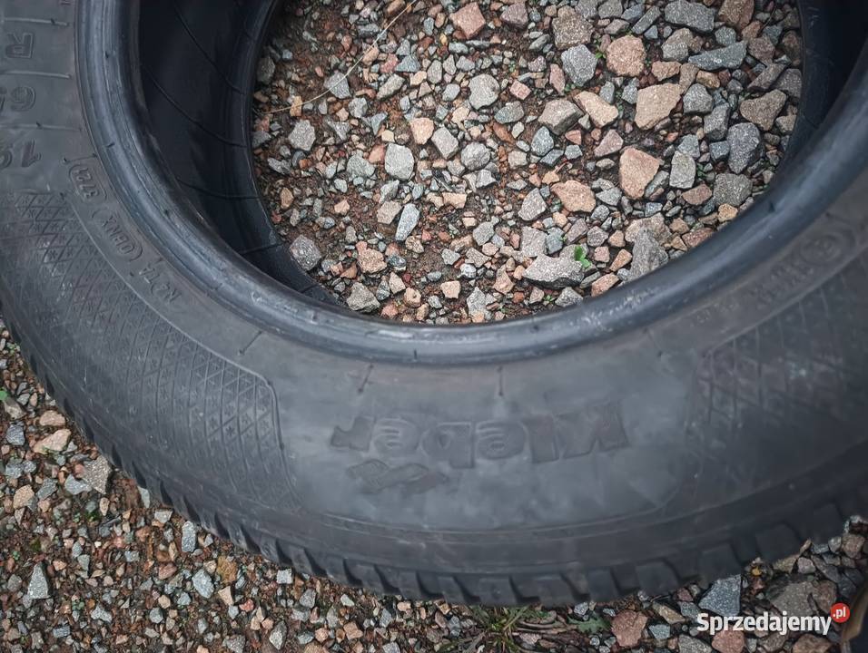 Komplet Opon Opony zimowe 4 sztuki 20192021 zima