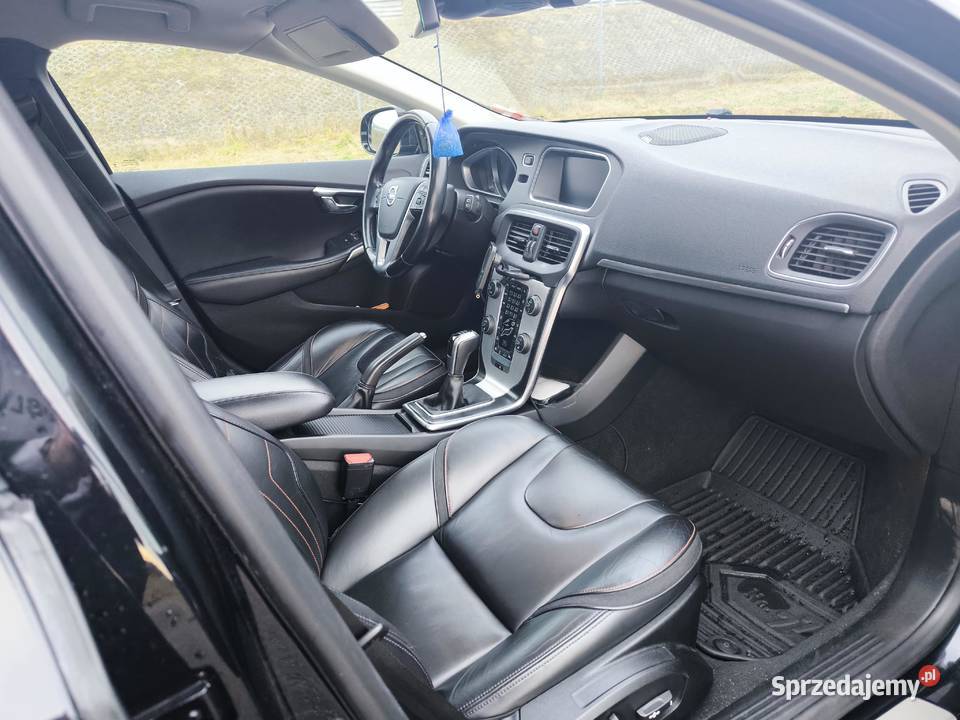 Volvo V40 D4 Ocean Race Śmiecheń sprzedam