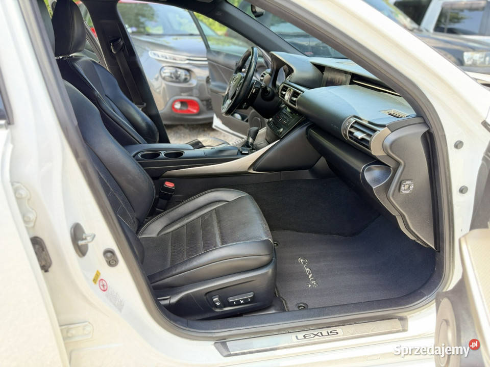 Lexus IS 300h 25 hybryda FSport navi kamera 4/5 śląskie Łodygowice sprzedam