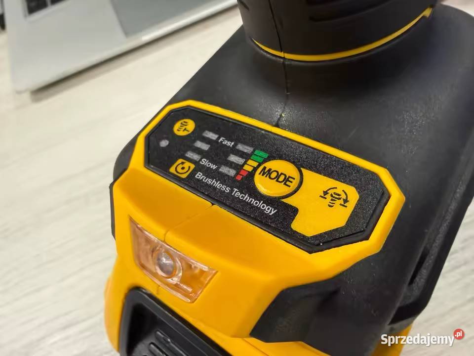 Klucz udarowy akumulatorowy 18V DeWalt DCF892N podkarpackie Rzeszów