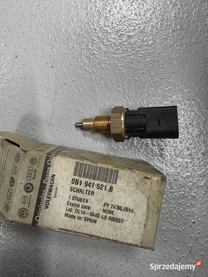 Włącznik świateł cofania do AUDI A4 07 A5 A6 Q3