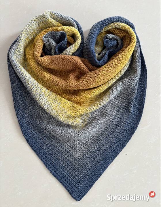 Chusta szydełkowa Studzienice