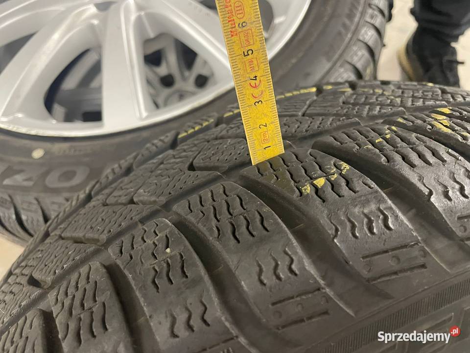 Opony 2454518 Pirelli 2024r Raków