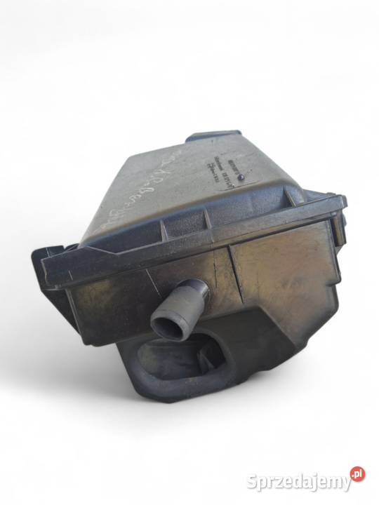 OBUDOWA FILTRA POWIETRZA 16 B LEON I GOLF IV