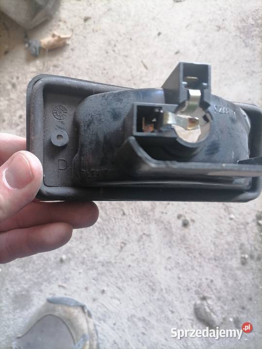 Kierunkowskaz fiat 126p Łatanice sprzedam