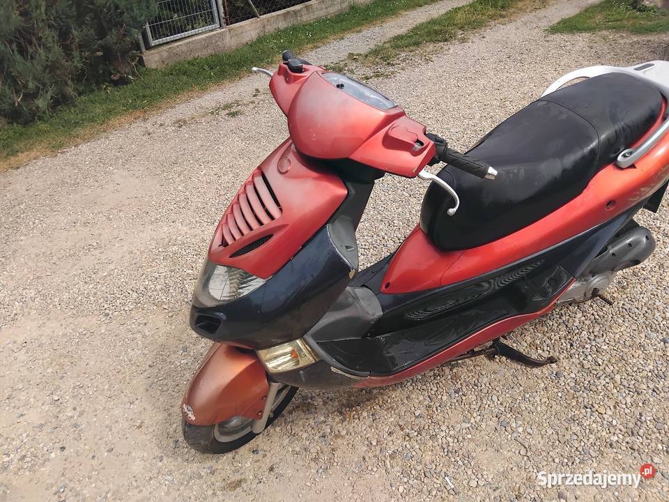 Kymco Bet win 50 2t lc z papierami Kymco Konina