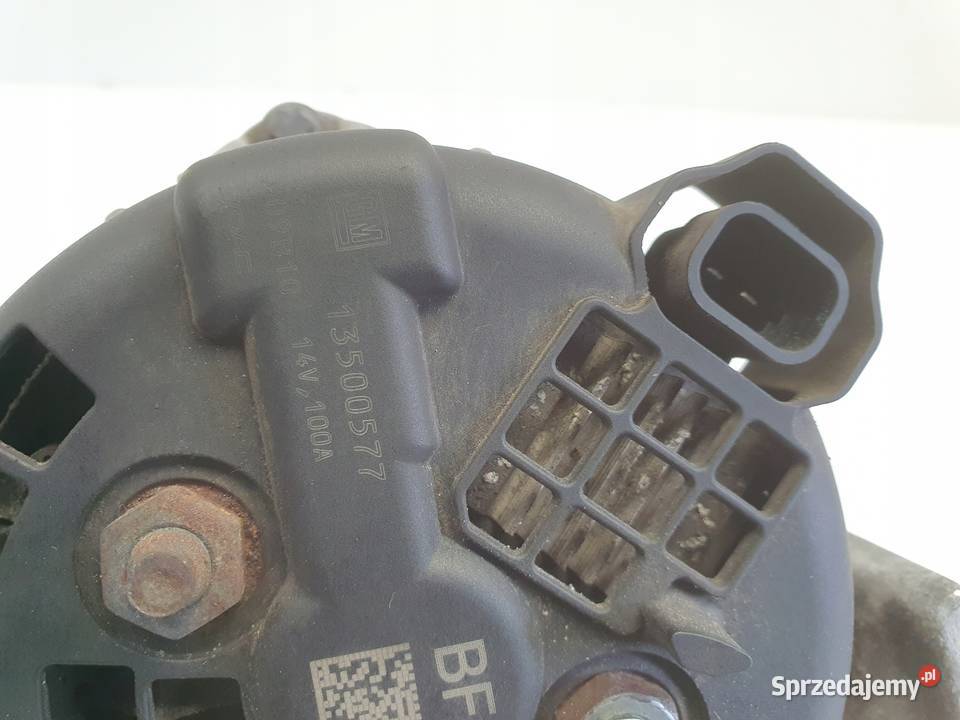 ALTERNATOR Opel Zafira B 18 16V 13500577 Układ elektryczny silnika Rudka