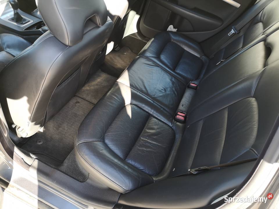 Volvo V70 D5 oszczędny i wytrzymały