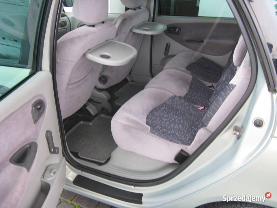 Zadbany Rodzinny Scenic 18 16v Bogata Wersja nieuszkodzony