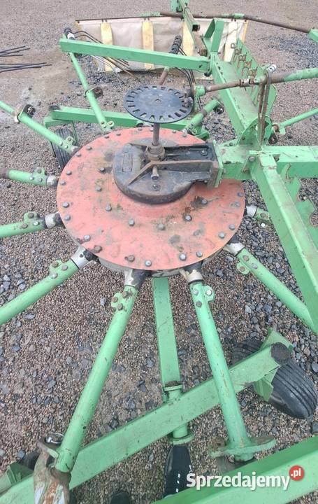Zgrabiarka karuzela Samasz 2004r 13 ramion 460m lubelskie Parczew