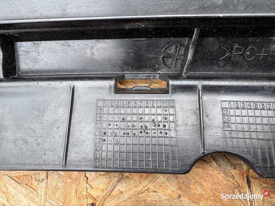 Ślizg mocowanie górne zderzaka przód Opel sprzedam