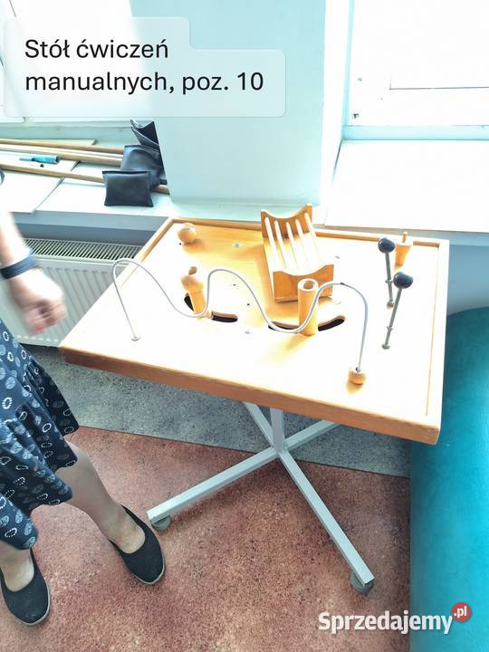 Syndyk sprzeda stół do ćwiczeń manualnych Pozostałe łódzkie Sieradz sprzedam