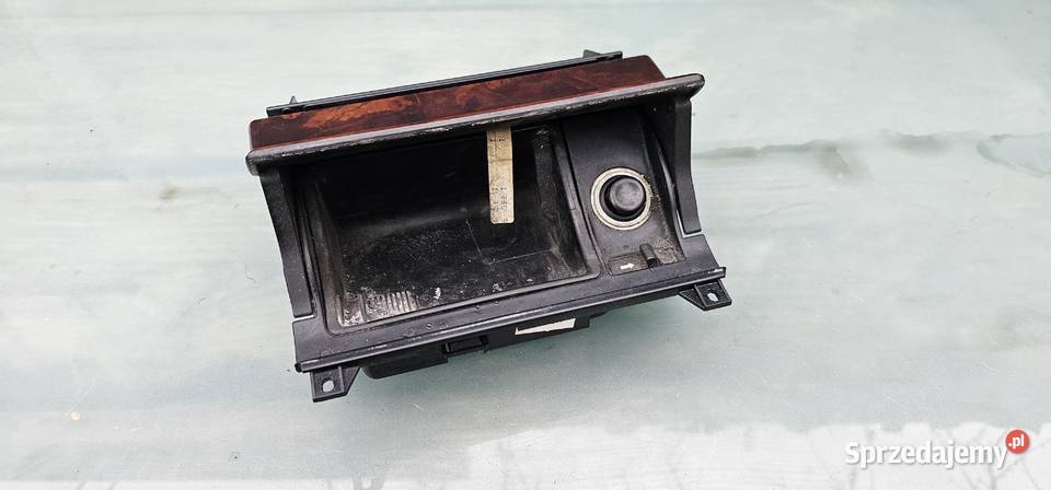 Popielniczka mercedes w210 elegance