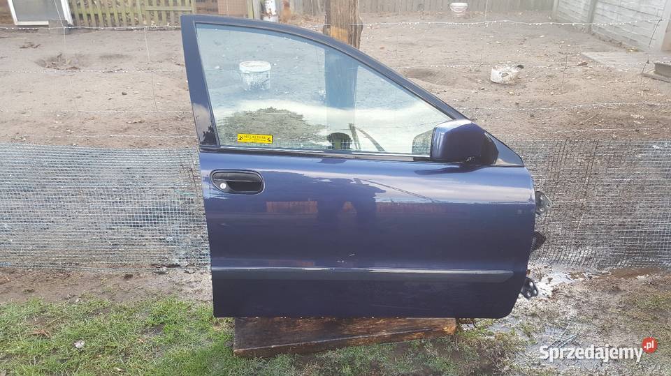 Volvo V40 na części Rok produkcji 2004 Łańcut sprzedam