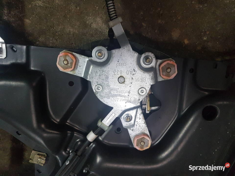 AUDI 100 C4 MECHANIZM OPUSZCZANIA SZYB SILNICZEK Turek