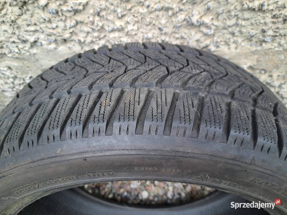 Opony dunlop Winter sport 5 235 45 r18