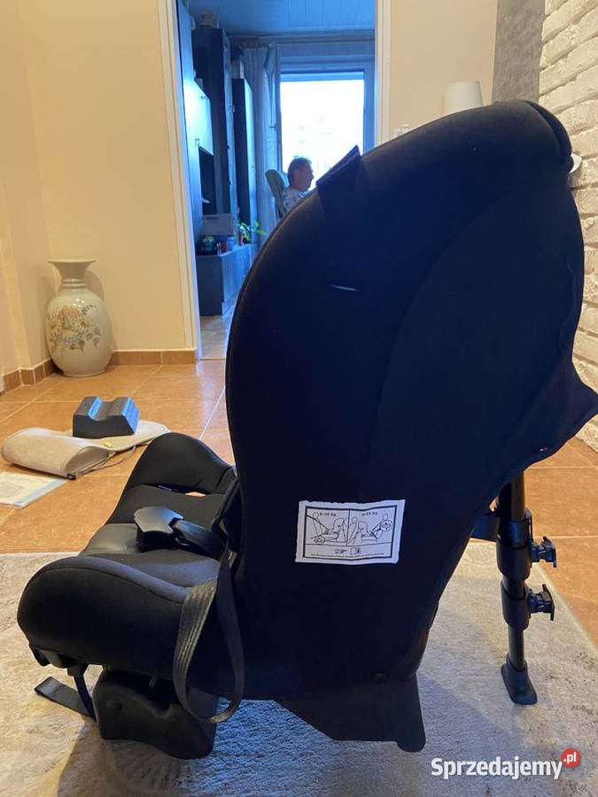 Prawie nowy fotelik samochodowy do jazdy tyłem Gliwice