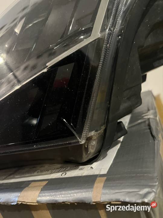Lampa przednia skoda superb 3V dolnośląskie Wałbrzych sprzedam