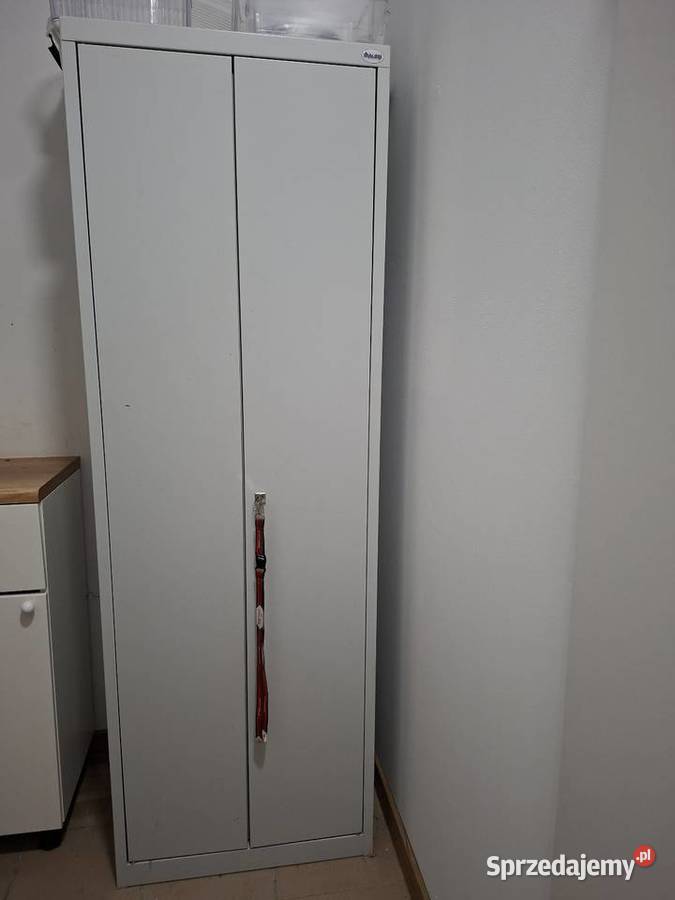 Szafa metalowa stan Kargowa