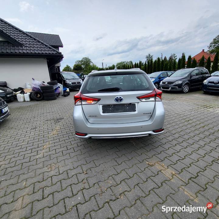 Toyota Auris 18 hybryda bezwypadkowy super stan hybryda Auris mazowieckie