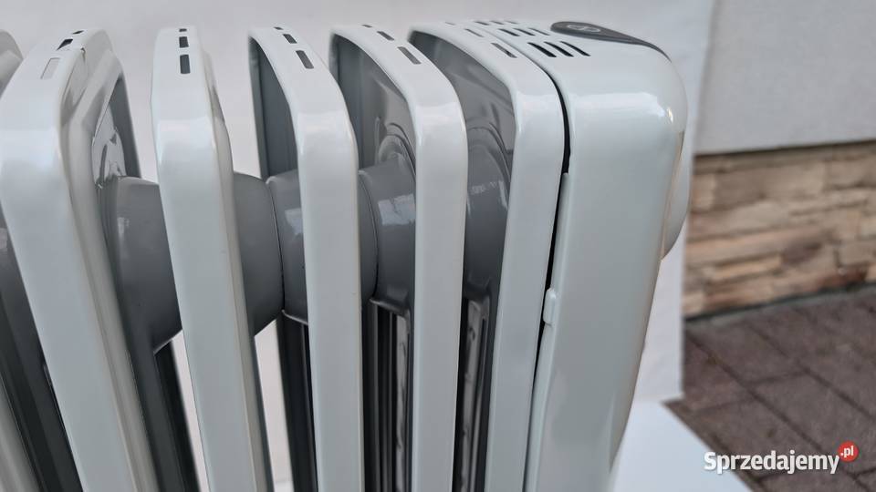 Grzejnik olejowy DeLonghi TRRS0920 2000 W