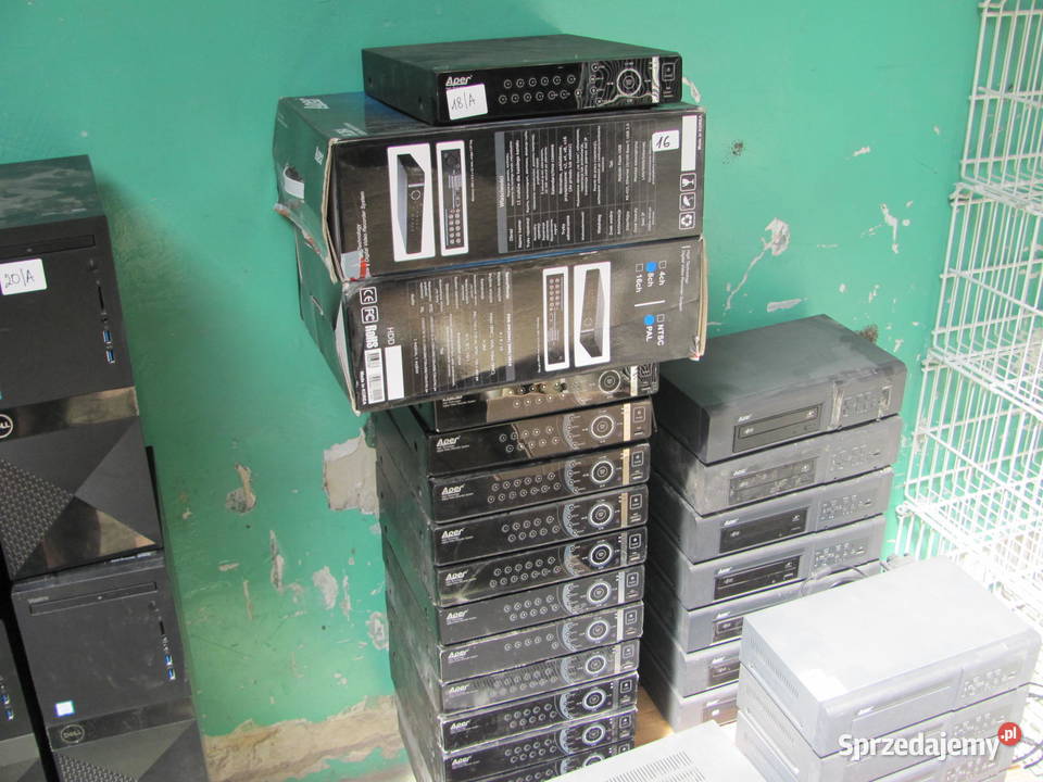 Syndyk sprzeda wyposażenie sklepów odzieżowych Staszów