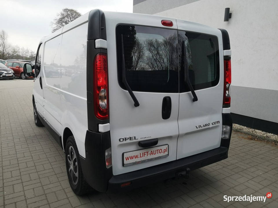 Opel Vivaro 20 CDTI 115 Klima HAK Ledy 3 osobowy Strzegom