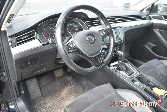 VOLKSWAGEN PASSAT 2015 179800 ccm 180 180KM Warszawa