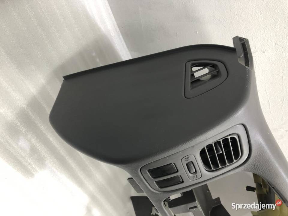 DESKA ROZDZIELCZA KOKPIT NISSAN NP300