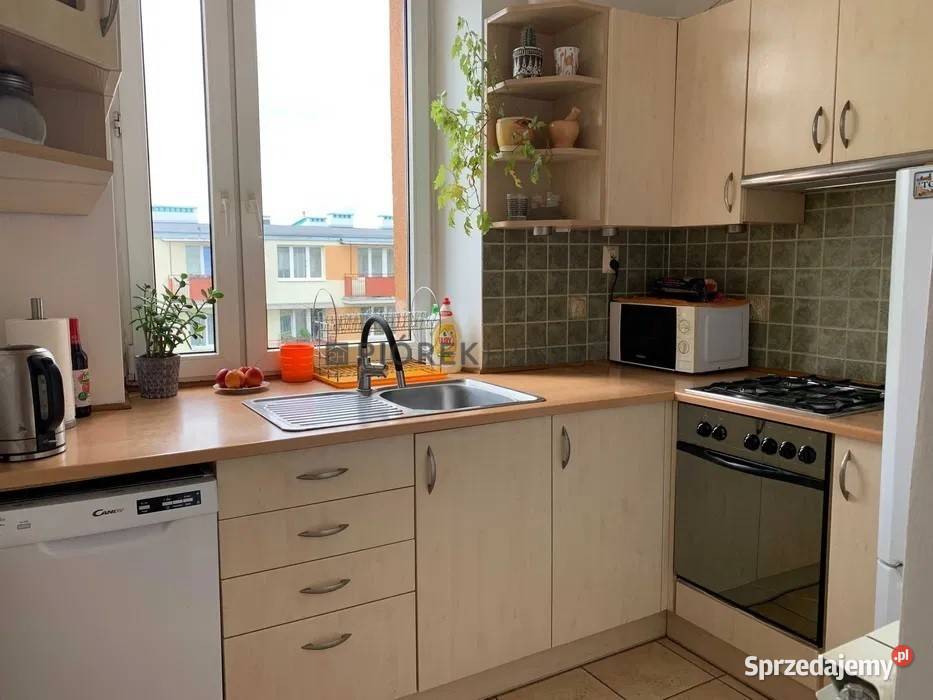 2 pokoje Włochy Hynka sieć Warszawa sprzedam