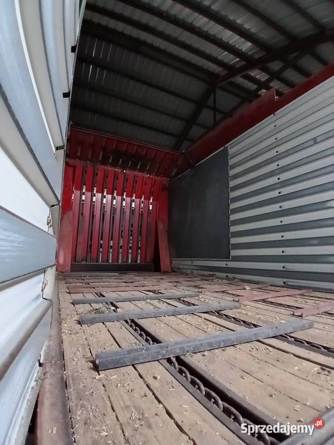 Przyczepa samozbierająca Strautmann Vitesse plus Faszcze