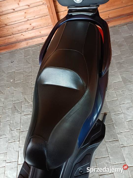 Piaggio X7 125 nieuszkodzony