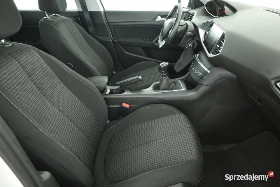 Peugeot 308 15 BlueHDi elektryczne szyby mazowieckie Piaseczno sprzedam