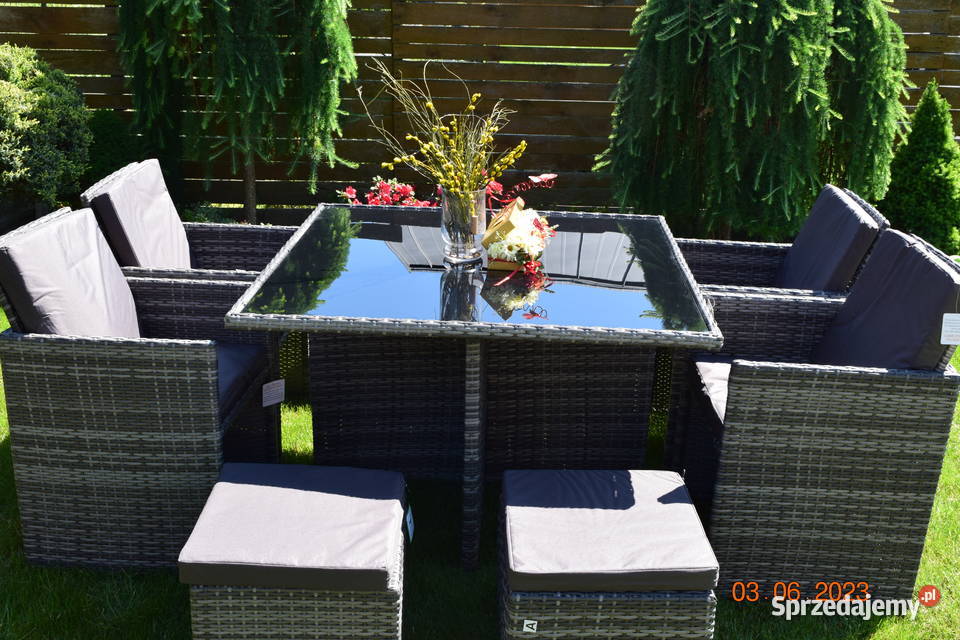 zestaw mebli tulipan 8 osob 4 foteli 4 puf szary szarości Bosutów