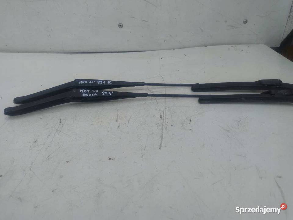 RAMIE WYCIERACZKI PRAWE FORD FIESTA MK7