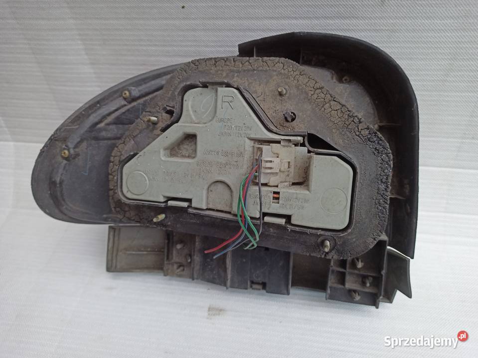 Mazda 121 lampa tył tylna prawa wkład Sieradz sprzedam