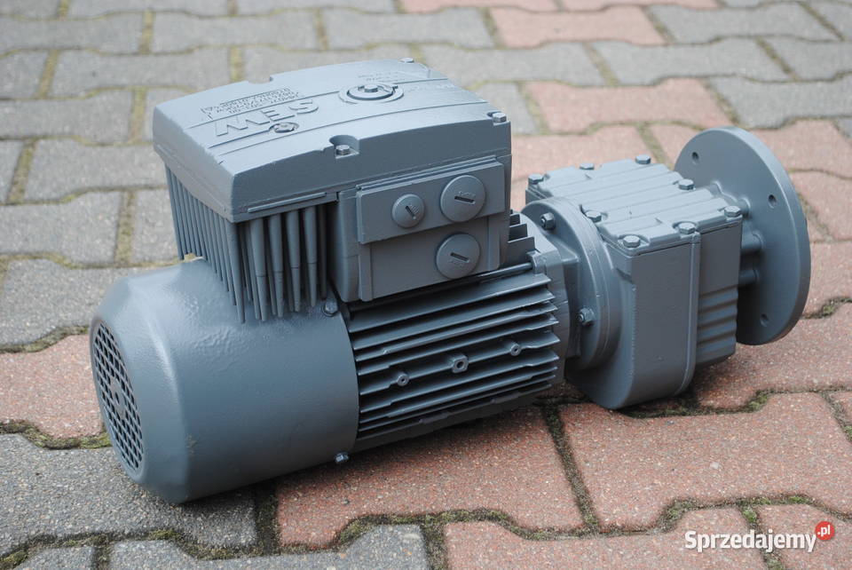 Motoreduktor kołnierzowy 015075kw 1577obr Kargowa