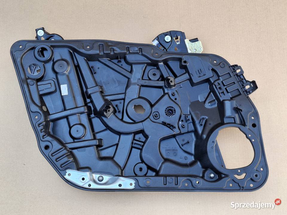 MERCEDES CLA W118 C118 MECHANIZM PODNOSZENIA lubuskie Bieleń