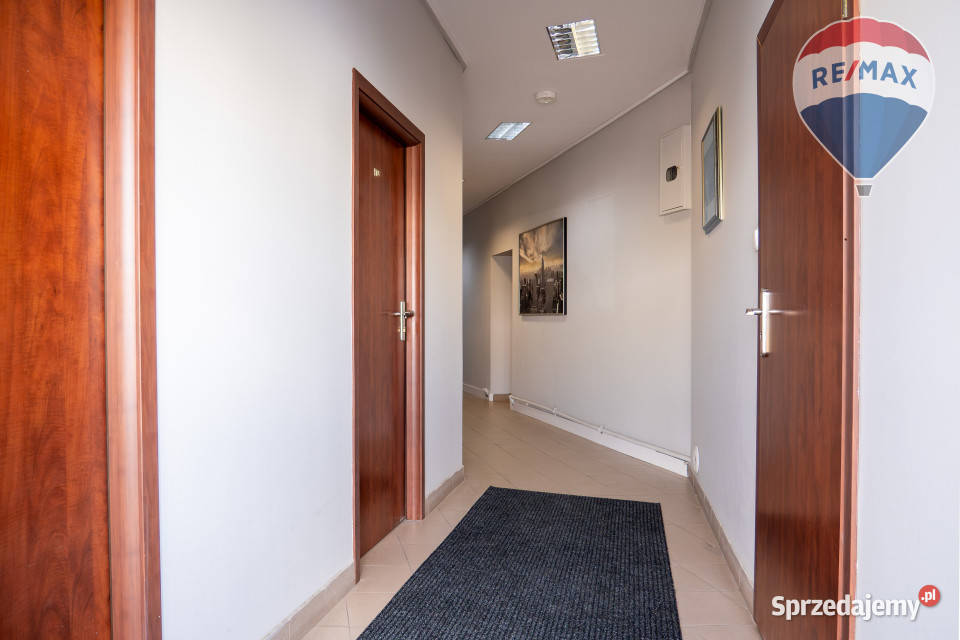 Lokal biurowy 20m2 do wynajęcia zaraz parking Grodzisk Mazowiecki sprzedam