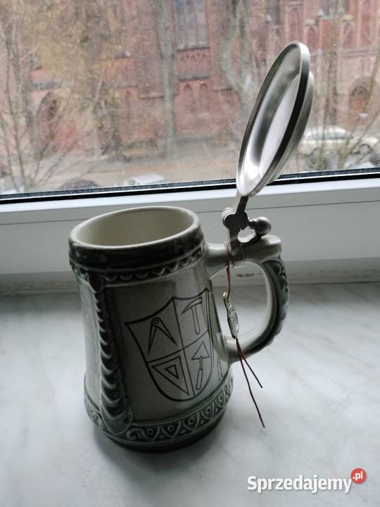 Duży kufel gliniany z deklem z cyny Jerz Choszczno