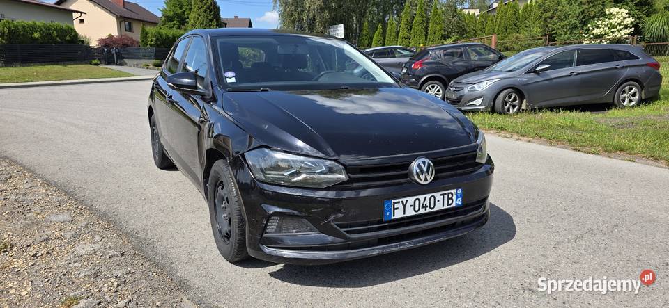 Volkswagen polo 10 mpi lekko uszkodzony 75KM Wadowice