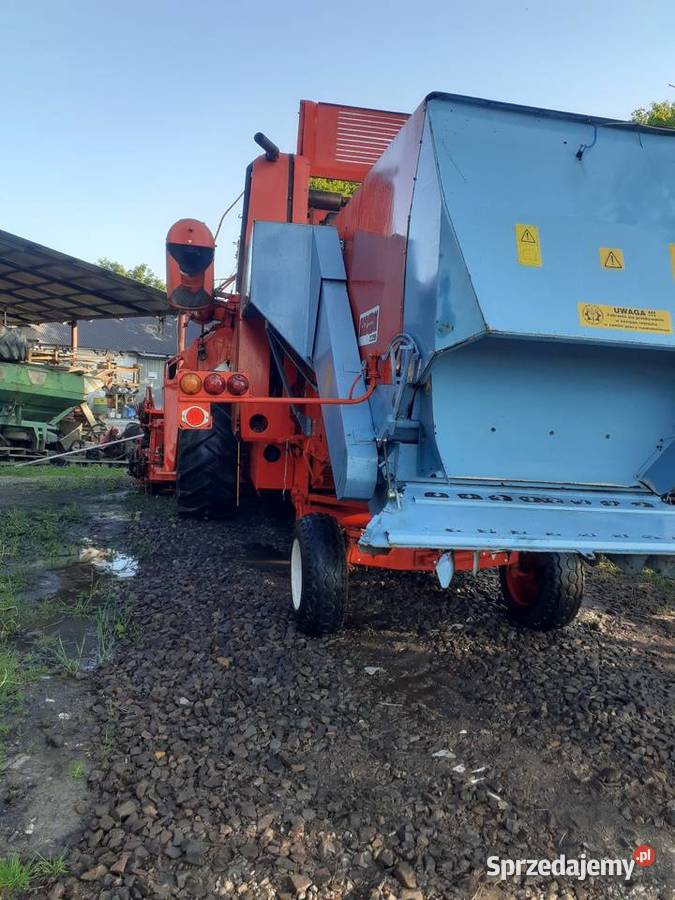 Kombajn bizon 56 Żółkiewka-Osada