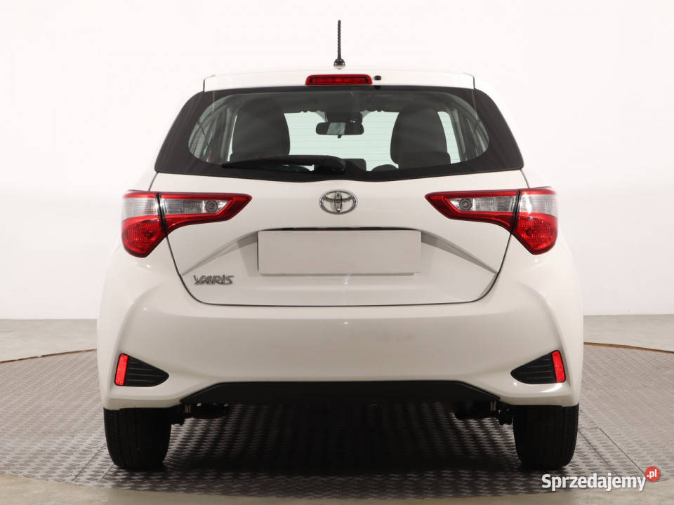 Toyota Yaris 15 Dual VVTi asystent pasa ruchu Katowice