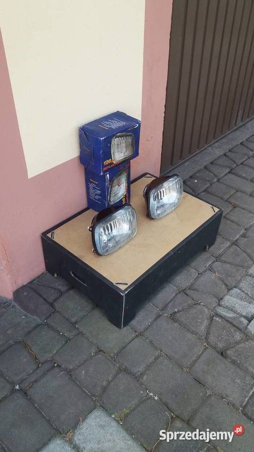 LAMPY REFLEKTORY DO PRZODU FIAT 126P Leżajsk