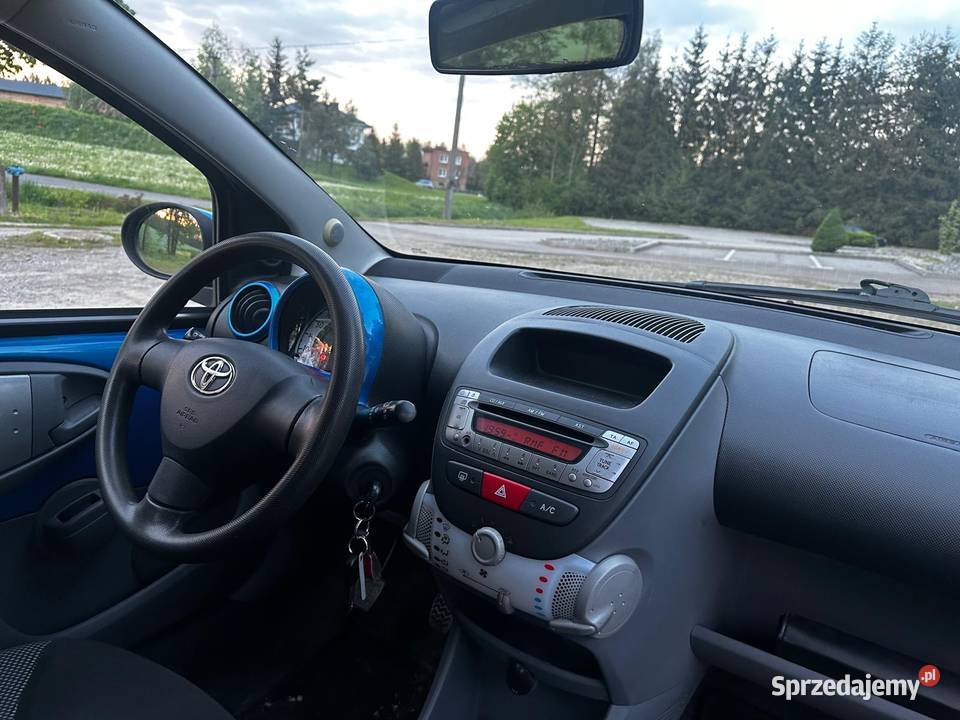 PIĘKNA TOYOTA AYGO 10 BENZYNA 68 2009r NISKIE sprzedam