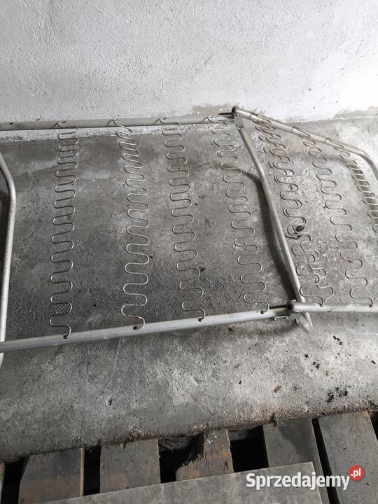 Zabytkowe łóżko polowe aluminiowe z dawnych lat Radomsko