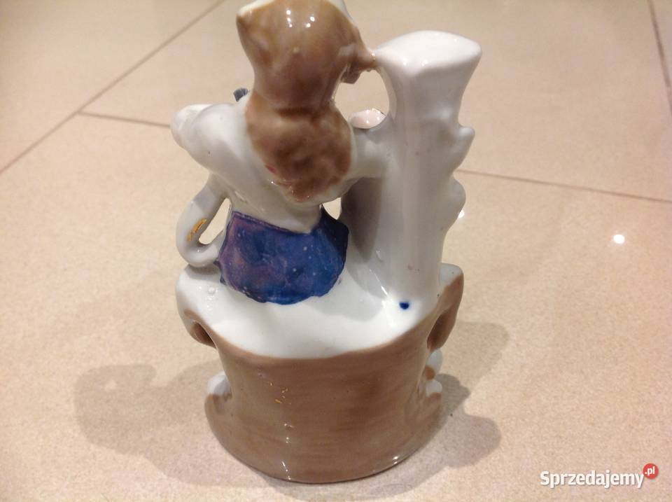 Figurka Porcelanowa STARA sygnowana lubuskie Nowa Sól