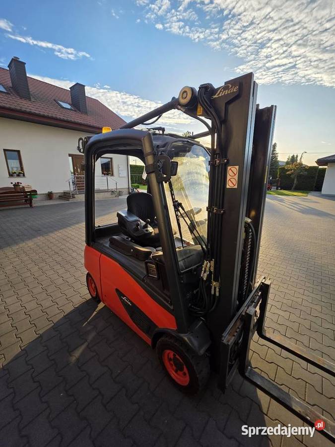 Wózek widłowy Linde E16P02 Huta Błędowska
