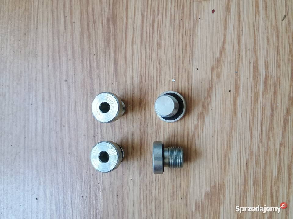 Korek zaslepka pompy hydraulicznej Czersk