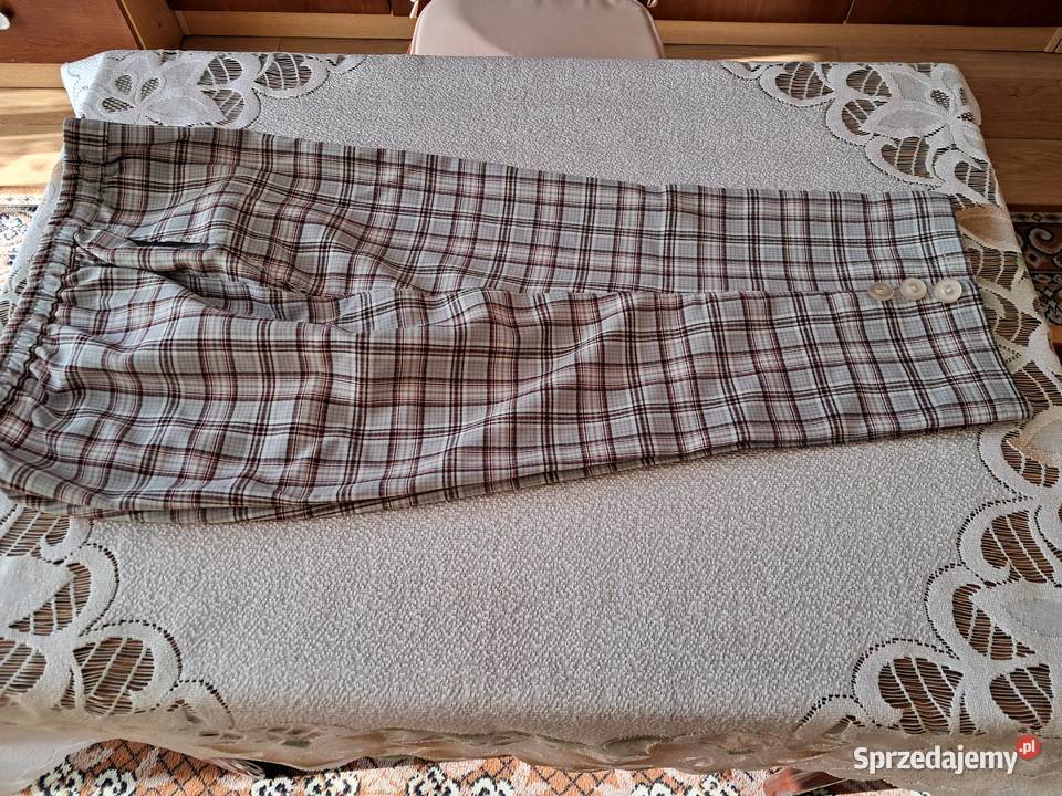 Spodenki damskie rybaczki w kratkę do sprzedania Kraków